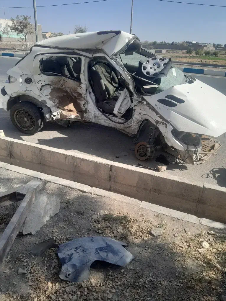 پژو ۲۰۶ تصادفی مدل ۹۵ تیپ ۳|خودرو سواری و وانت|تربتحیدریه, مسجد جامع|دیوار