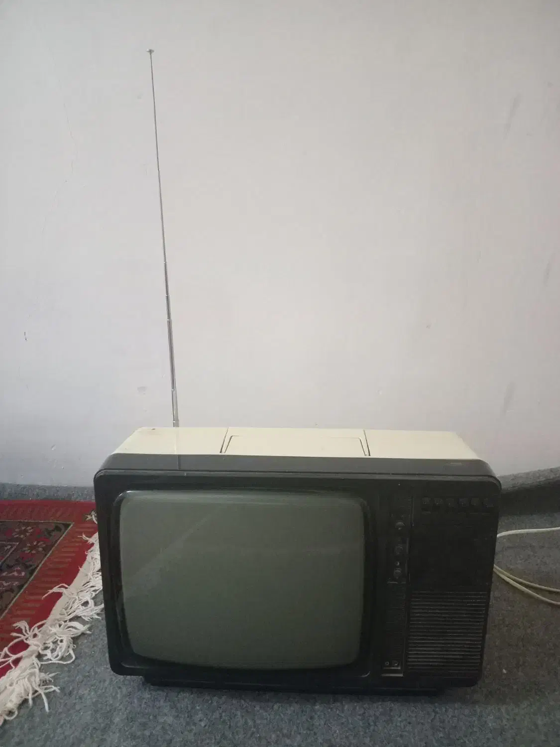 تلویزیون|تلویزیون و پروژکتور|سراب, |دیوار