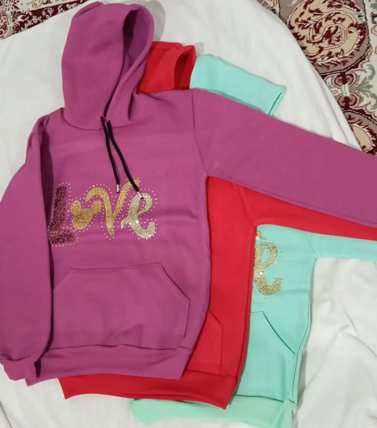 پولیور|لباس|سنندج, |دیوار