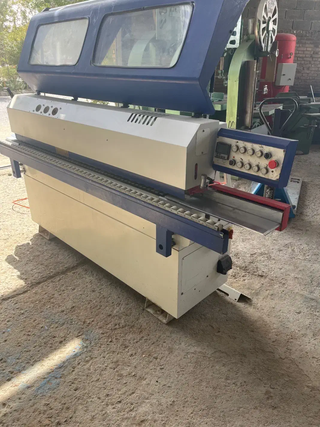 لبه چسبان نیمه صنعتی پایون|ماشینآلات صنعتی|تهران, نعمتآباد|دیوار