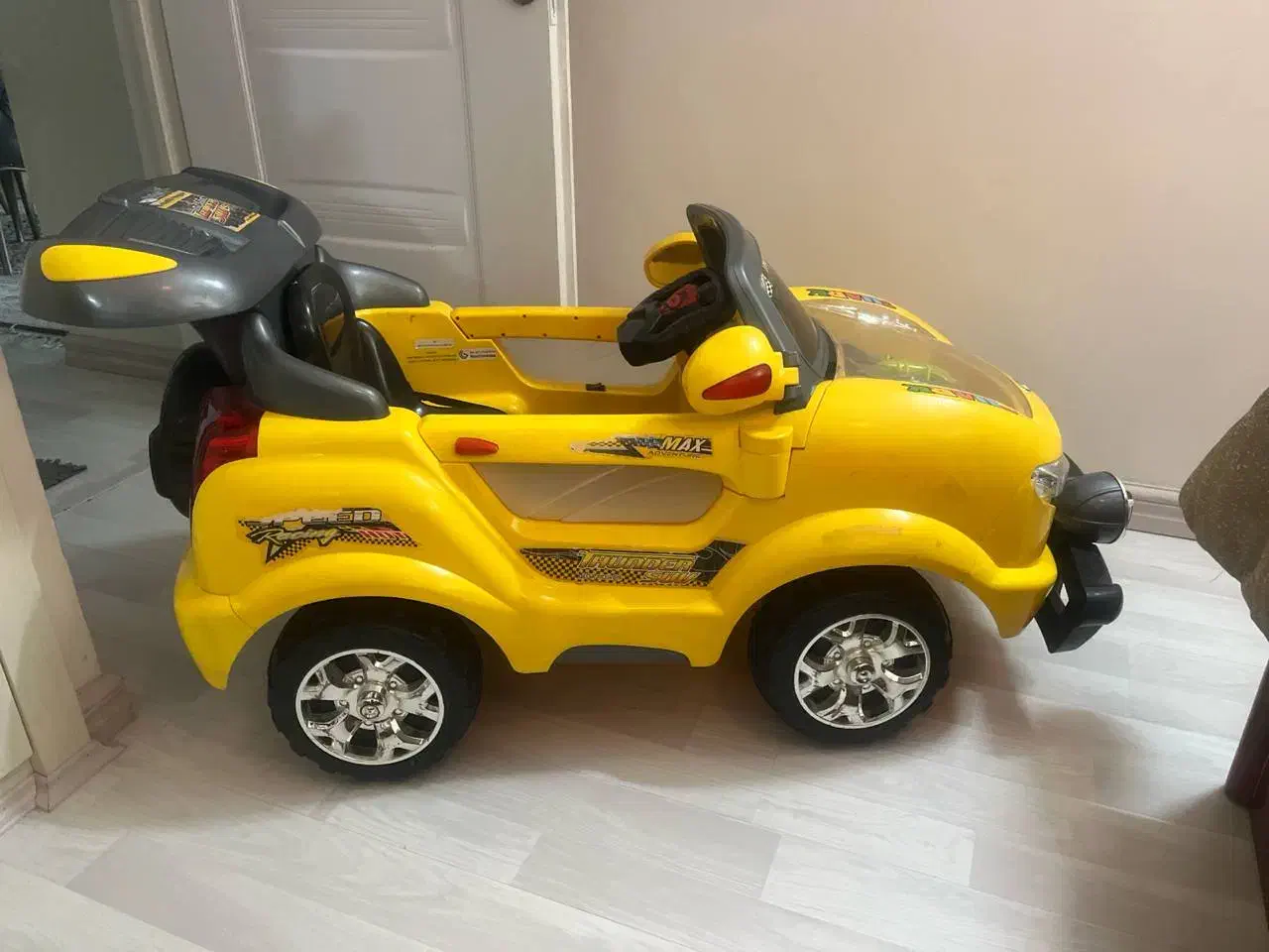 ماشین شارژی کودک|اسباب‌‌بازی|مشهد, نیروی هوایی|دیوار