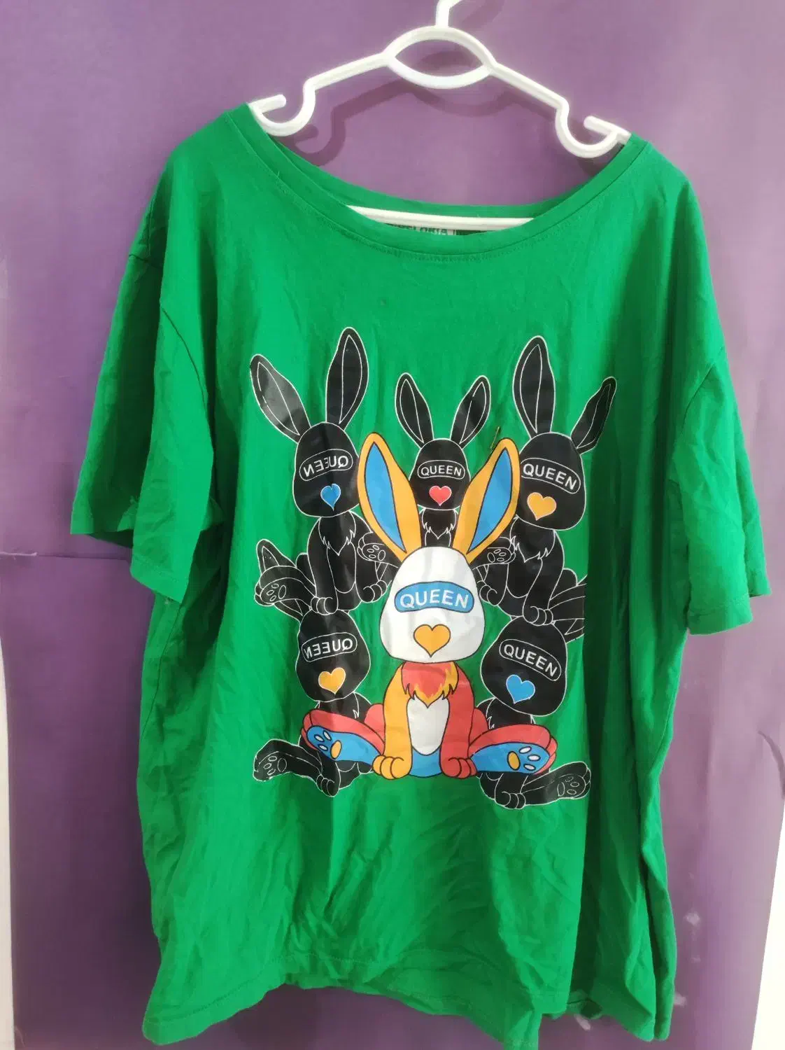 تعدادی لباس در حد نو|لباس|رضویه, |دیوار