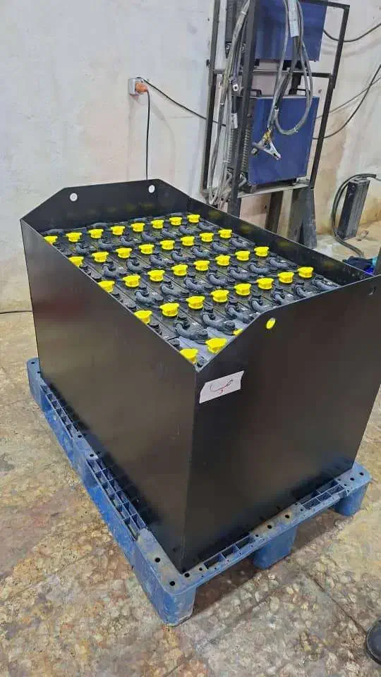 باتری لیفتراکی با گارانتی 18 ماهه معتبر صباباتری|عمده‌فروشی|تهران, نظام‌آباد|دیوار