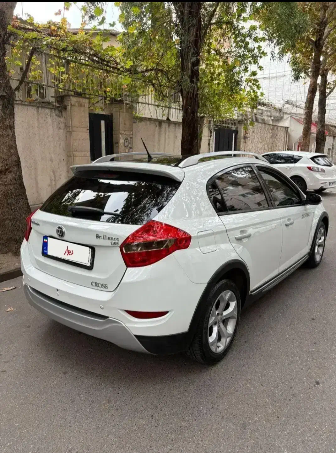 برلیانس H320 اتومات1650cc مدل ۹۷ بی رنگ (اقساط)|خودرو سواری و وانت|تهران, باغ فیض|دیوار