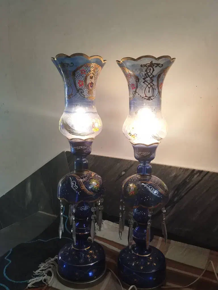 شمعدانی لاله عباسی|لوستر و چراغ آویز|قم, شهرک مهدیه (مدرس)|دیوار