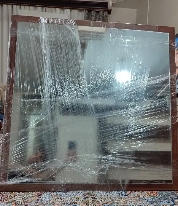 آینه|آینه|اهواز, کوی باهنر|دیوار