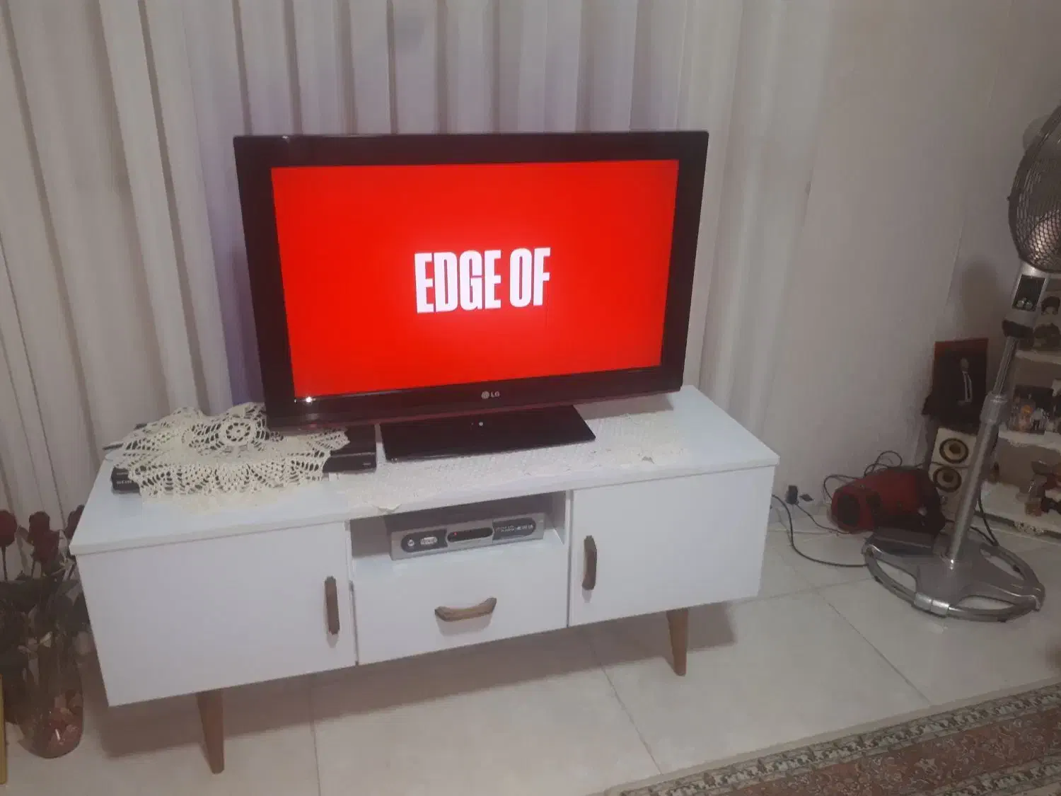 تلویزیون ۳۲ ال جی|تلویزیون و پروژکتور|بندر انزلی, جهانگانی|دیوار