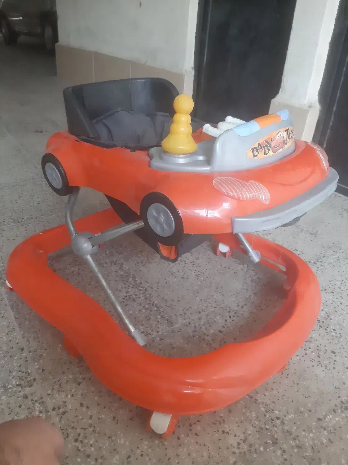 روروک کاملا سالم|کالسکه و لوازم جانبی|کردکوی, |دیوار