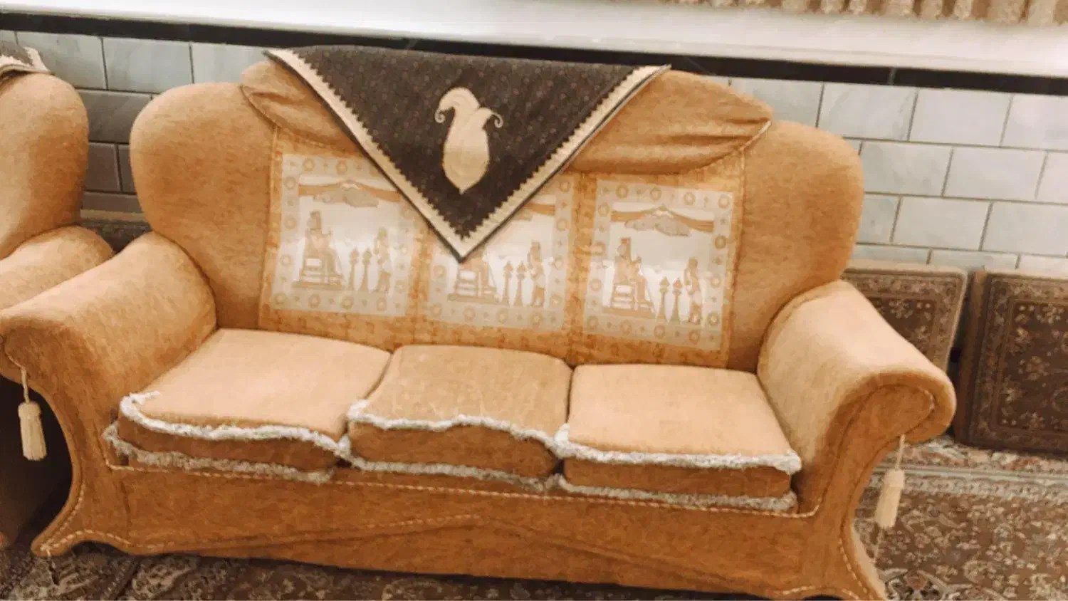 مبلمان راحتی ۷نفره|مبلمان خانگی و میز عسلی|قم, آذر (نکویی)|دیوار