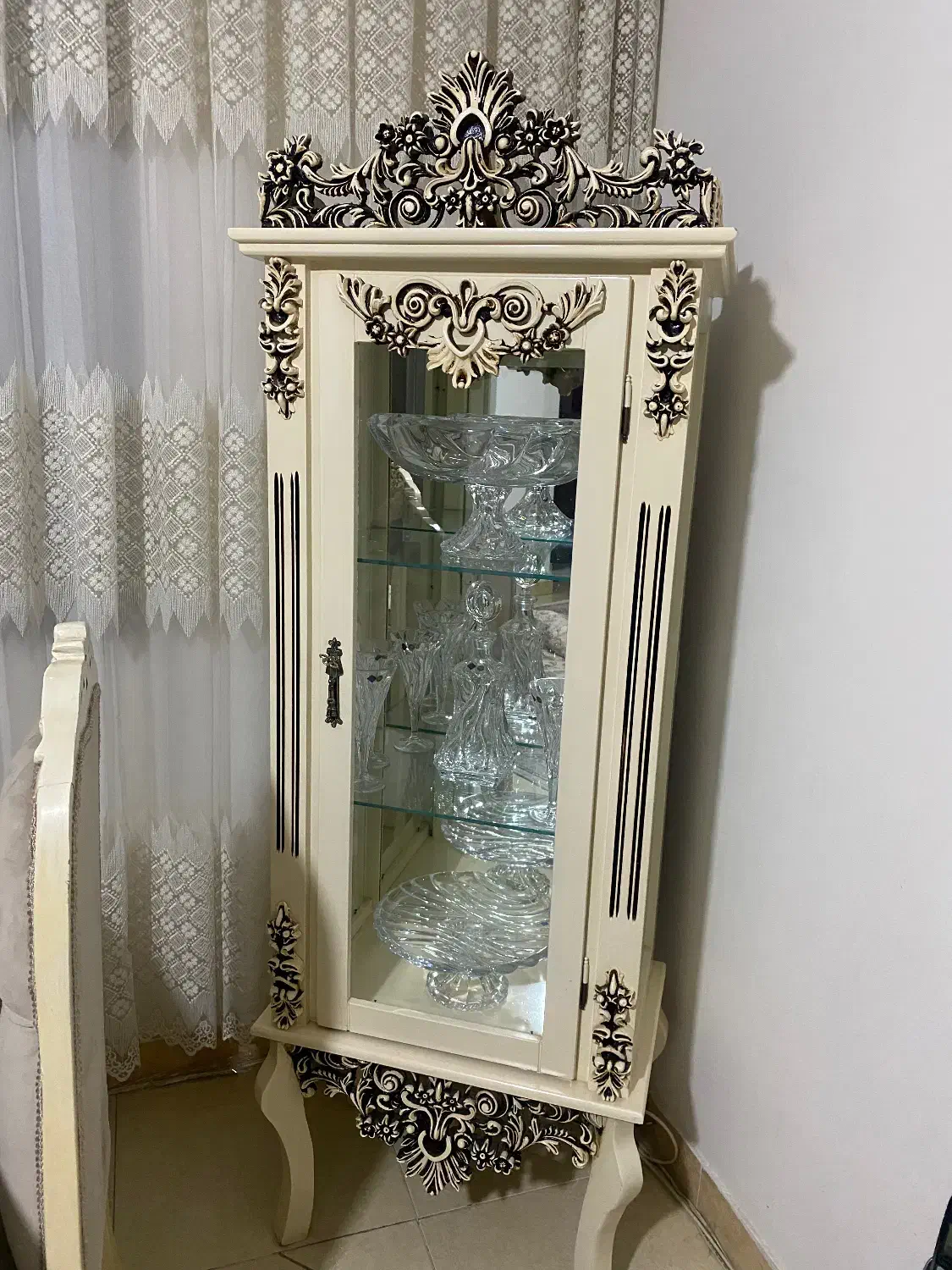 بوفه|بوفه، ویترین، کنسول|هشتگرد, شهرک ولیعصر (مصلی)|دیوار