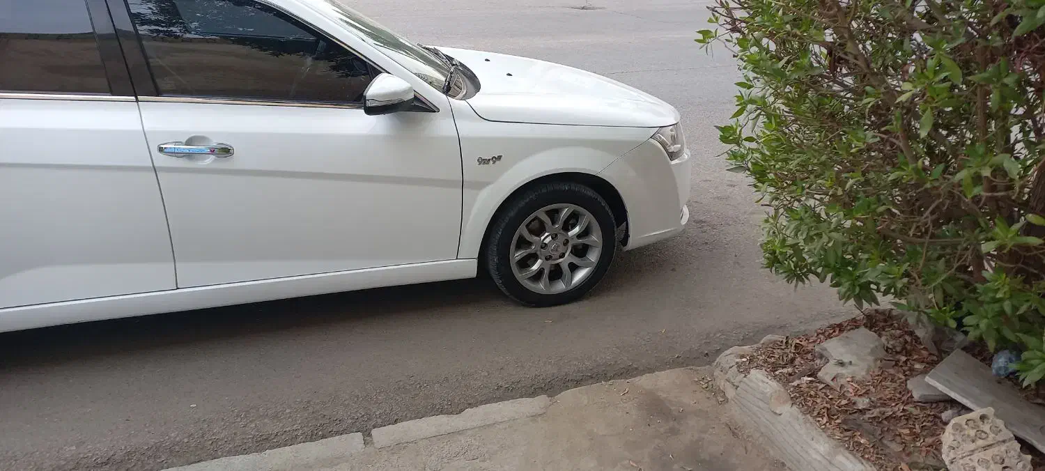 دنا پلاس 1402 اتومات|خودرو سواری و وانت|اراک, |دیوار