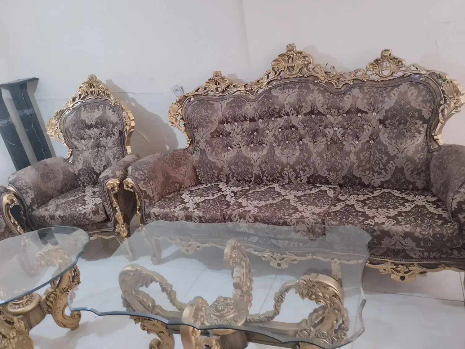 مبل 9نفره تمام چوب راش و جلو مبلی|مبلمان خانگی و میز عسلی|اسلامشهر, باغ فیض|دیوار