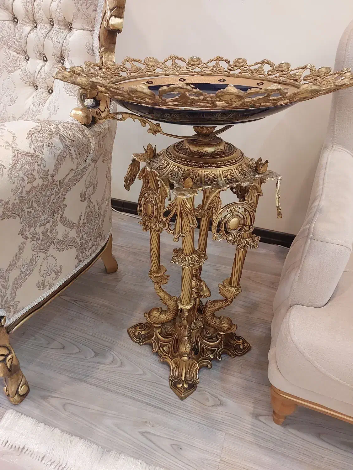 میوه خوری پایه دار برنزکنار سالنی|ظروف سرو و پذیرایی|کرج, گوهردشت|دیوار