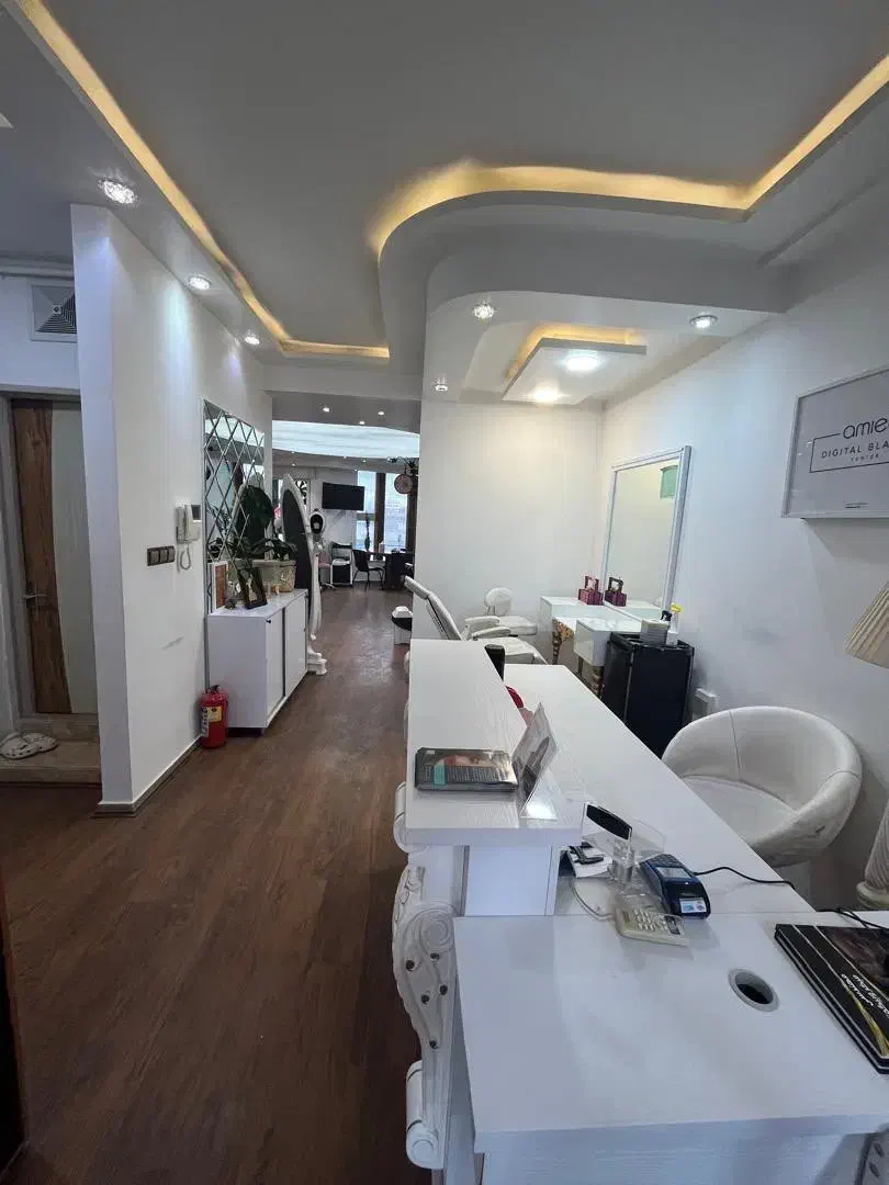اجاره واحد ۱۲۰ مترتجاری/پارکینگ/صابرین|اجارهٔ دفتر کار، اتاق اداری، مطب|رشت, گلسار|دیوار