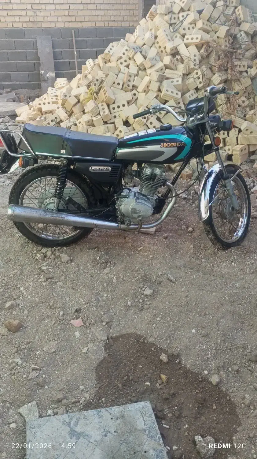 موتور 125 مدل 82 پلاک قدیم|موتورسیکلت|مرودشت, استادیوم‎|دیوار
