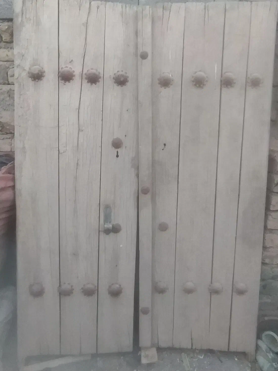 درب چوبی عتیقه قدیمی|کلکسیون اشیاء عتیقه|فلاورجان, |دیوار