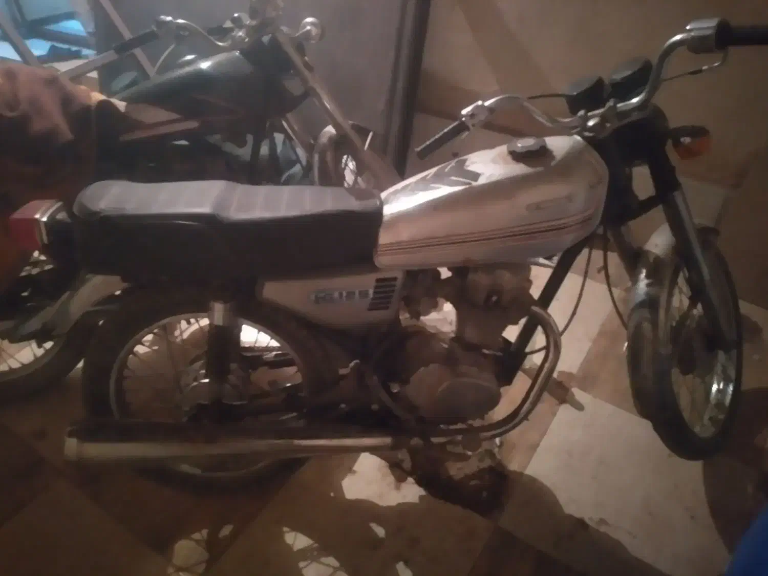 فروشی مدل ۸۵|موتورسیکلت|کرمان, |دیوار