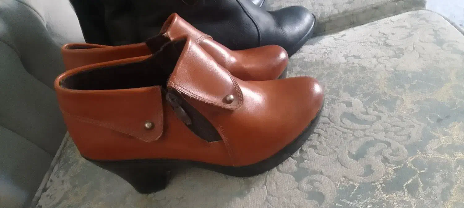 نیم بوت چرم|کیف، کفش، کمربند|خرم‌آباد, |دیوار