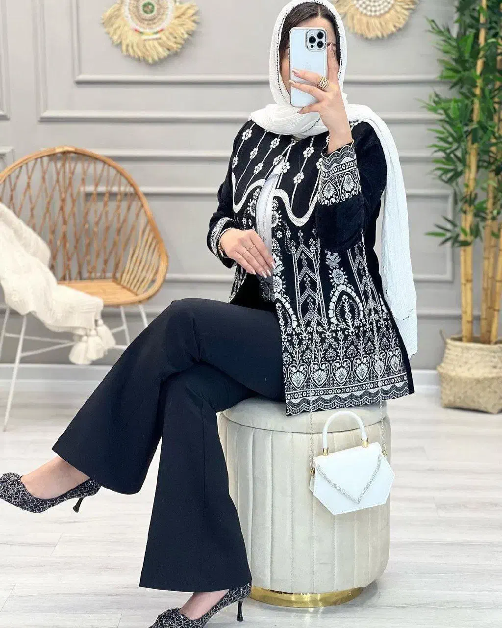 توجه توجه با لباس ارزان همیشه بدرخشید|لباس|رباطکریم, رباطکریم|دیوار