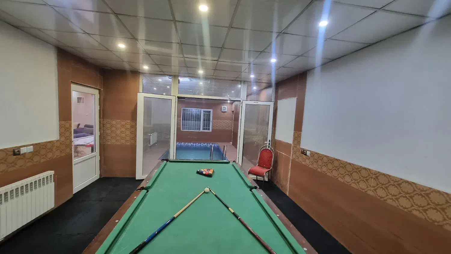 اجاره روزانه ویلا استخر با آب گرم|اجارهٔ کوتاه‌مدت ویلا و باغ|محمدشهر, عباس آباد|دیوار