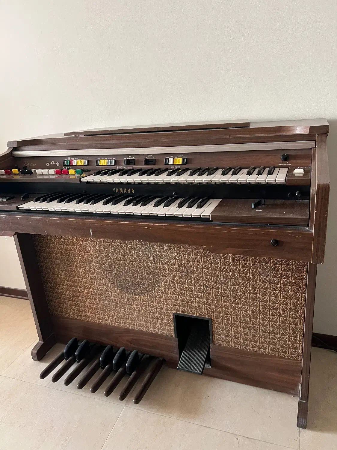 ارک‌ عتیقه|پیانو، کیبورد، آکاردئون|تهران, گلستان (شهرک راه آهن)|دیوار