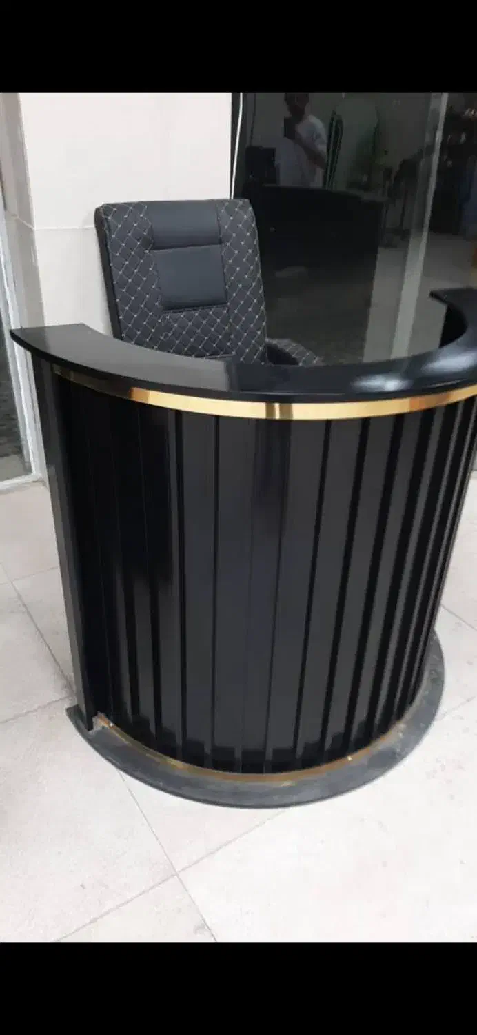 صندلی آرایشگاه میز کانتر و صندلی مدیریت|آرایشگاه و سالنهای زیبایی|رشت, پارک شهر|دیوار