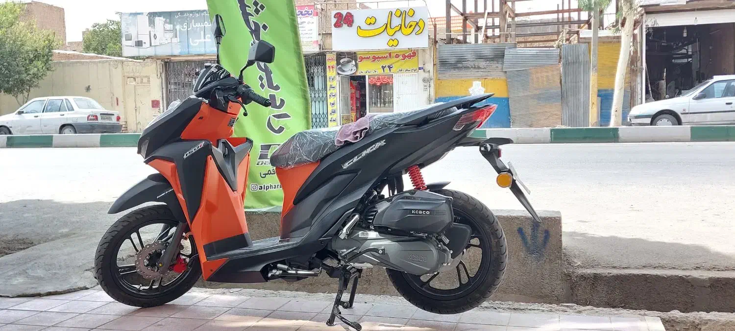 کلیک 1402|موتورسیکلت|قم, سربخش|دیوار