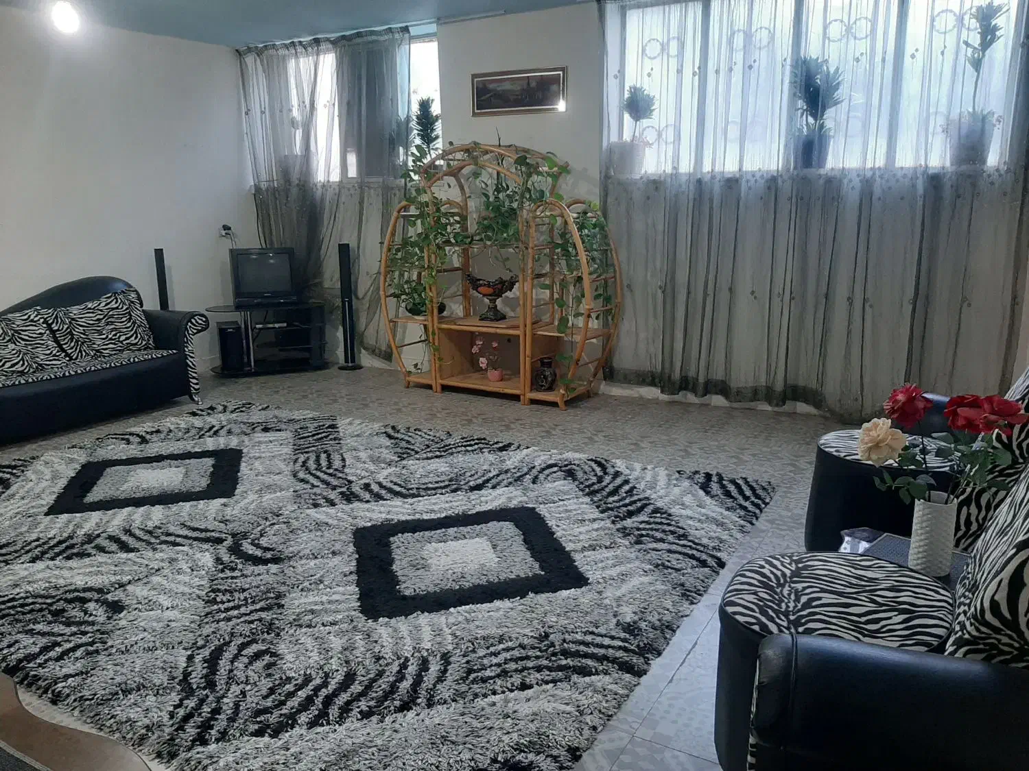 اجاره سوئیت ۸۰متری حیاط دار بصورت شبانه و مدتی|اجارهٔ کوتاه‌مدت آپارتمان و سوئیت|محلات, |دیوار