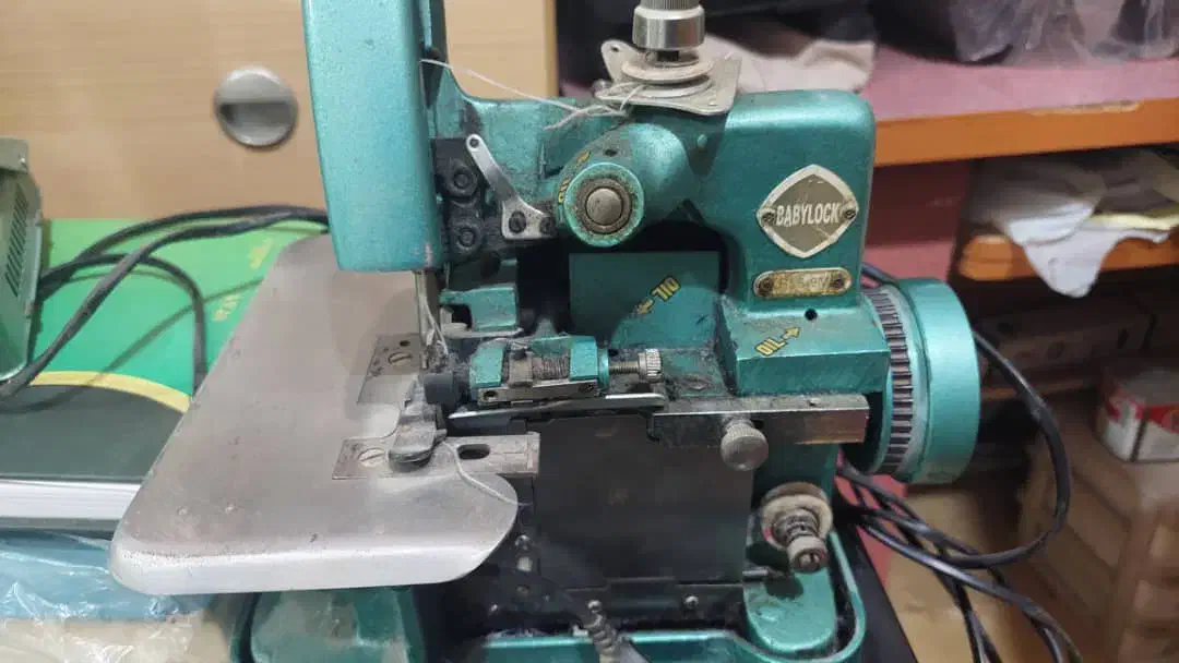 سردوز سه نخ بی بی لوک|چرخ خیاطی و ریسندگی|دوگنبدان, |دیوار