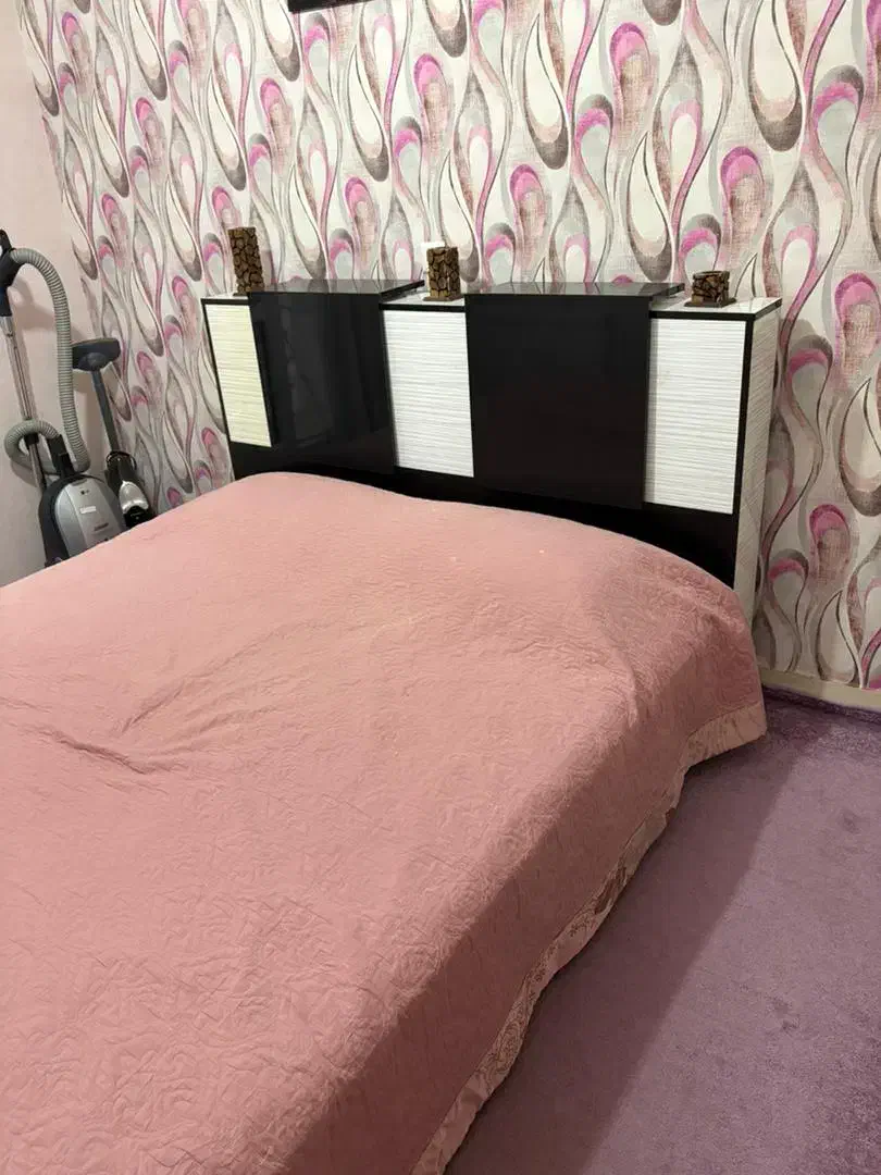 تخت دو نفره MDF سفید مشکی همراه با تشک رویال|تخت و سرویس خواب|محمدیه-قزوین, |دیوار