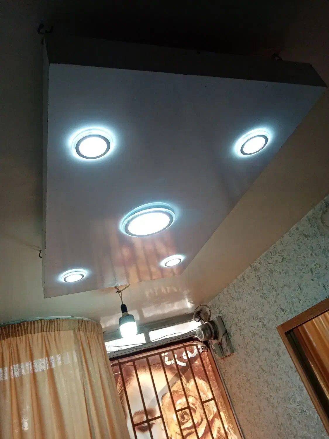 باکس سقفی|لوستر و چراغ آویز|تهران, تهرانپارس شرقی|دیوار