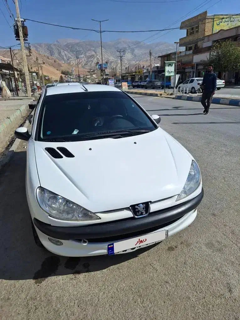 ماشین 206مدل98|خودرو سواری و وانت|باغ ملک, |دیوار