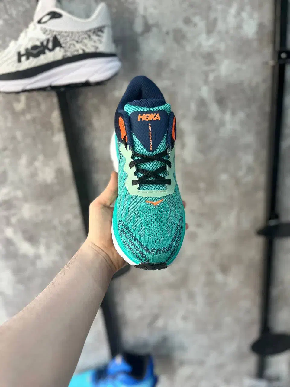 کتونی هوکا فیروزه ای|کیف، کفش، کمربند|رشت, سلیمانداراب|دیوار