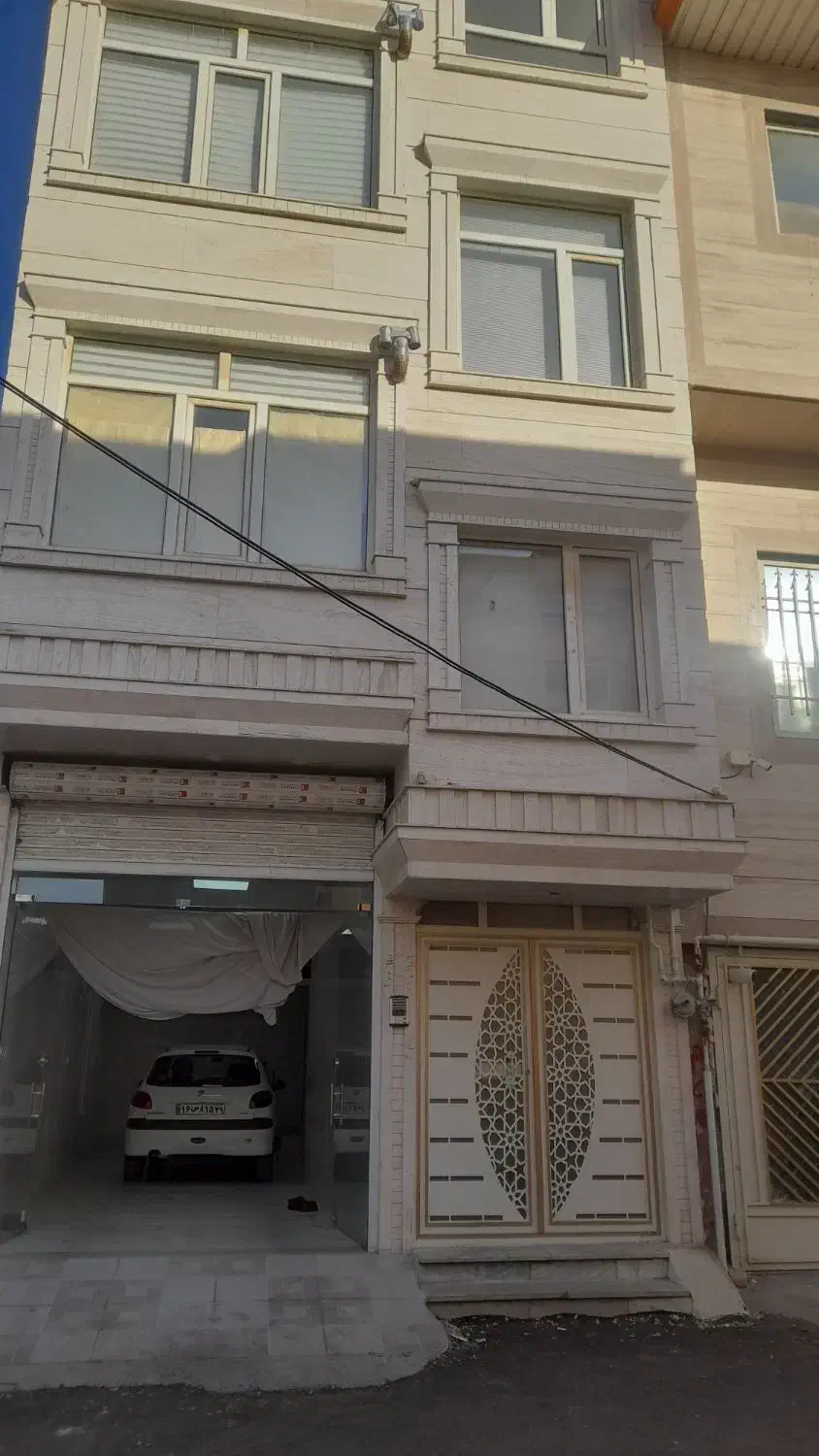 فروش خانه مسکونی تجاری در سه طبقه|فروش آپارتمان|کنگاور, |دیوار