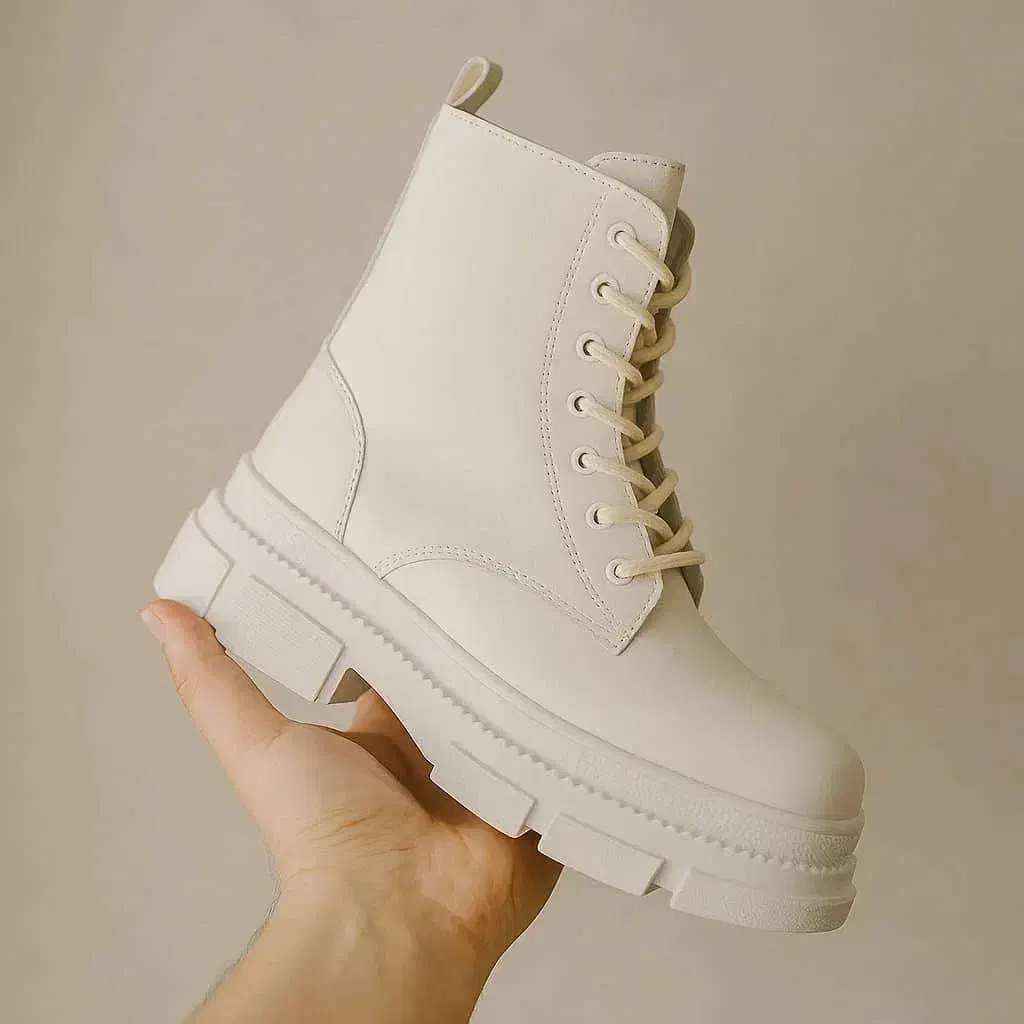 نیم بوت زنانه اسپورت|کیف، کفش، کمربند|کرج, فاز ۴ مهرشهر|دیوار