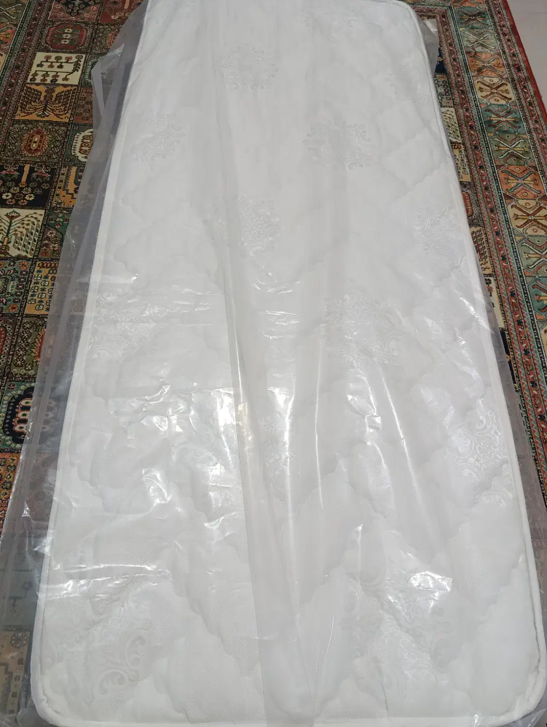 تشک کودک نوجوان کاملا نو عرض 80 در180 .|تشک تختخواب|بندر ماهشهر, |دیوار