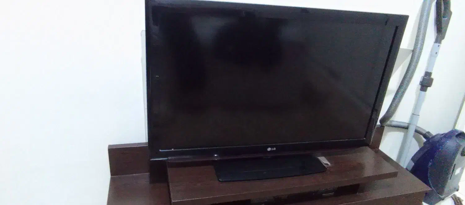 تلویزیون ال جی در حد نو|تلویزیون و پروژکتور|کرج, باغستان|دیوار