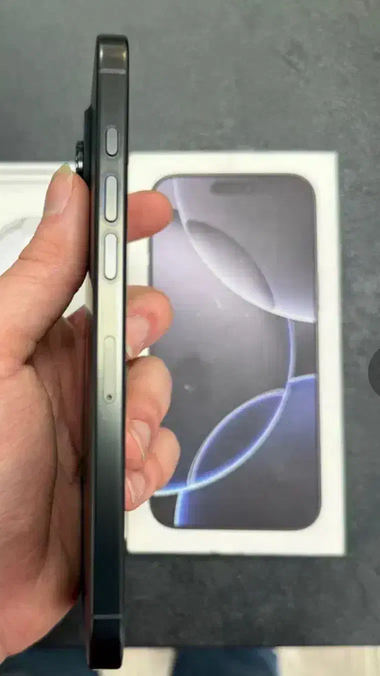 آیفون ۱۶ پرومکس ZA 256 ریجستر هلث ۱۰۰|موبایل|تهران, آجودانیه|دیوار