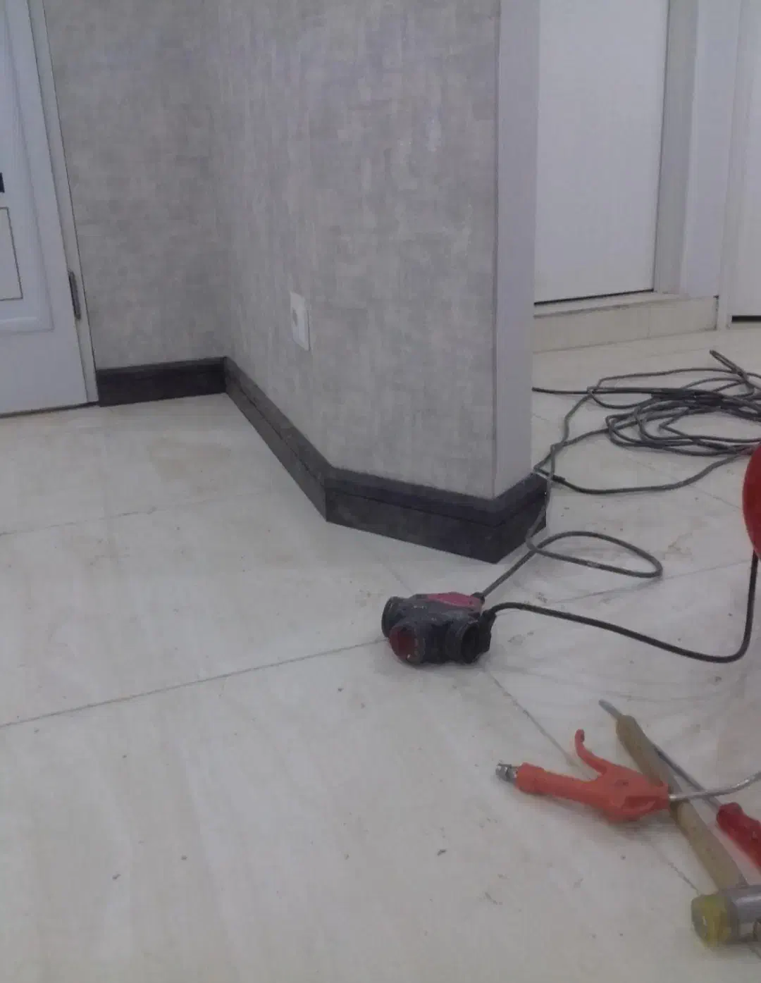 نصاب قرنیز (متری ۲۵ هزار تومان)|خدمات پیشه و مهارت|اسلام‌شهر, شهرک قائمیه|دیوار