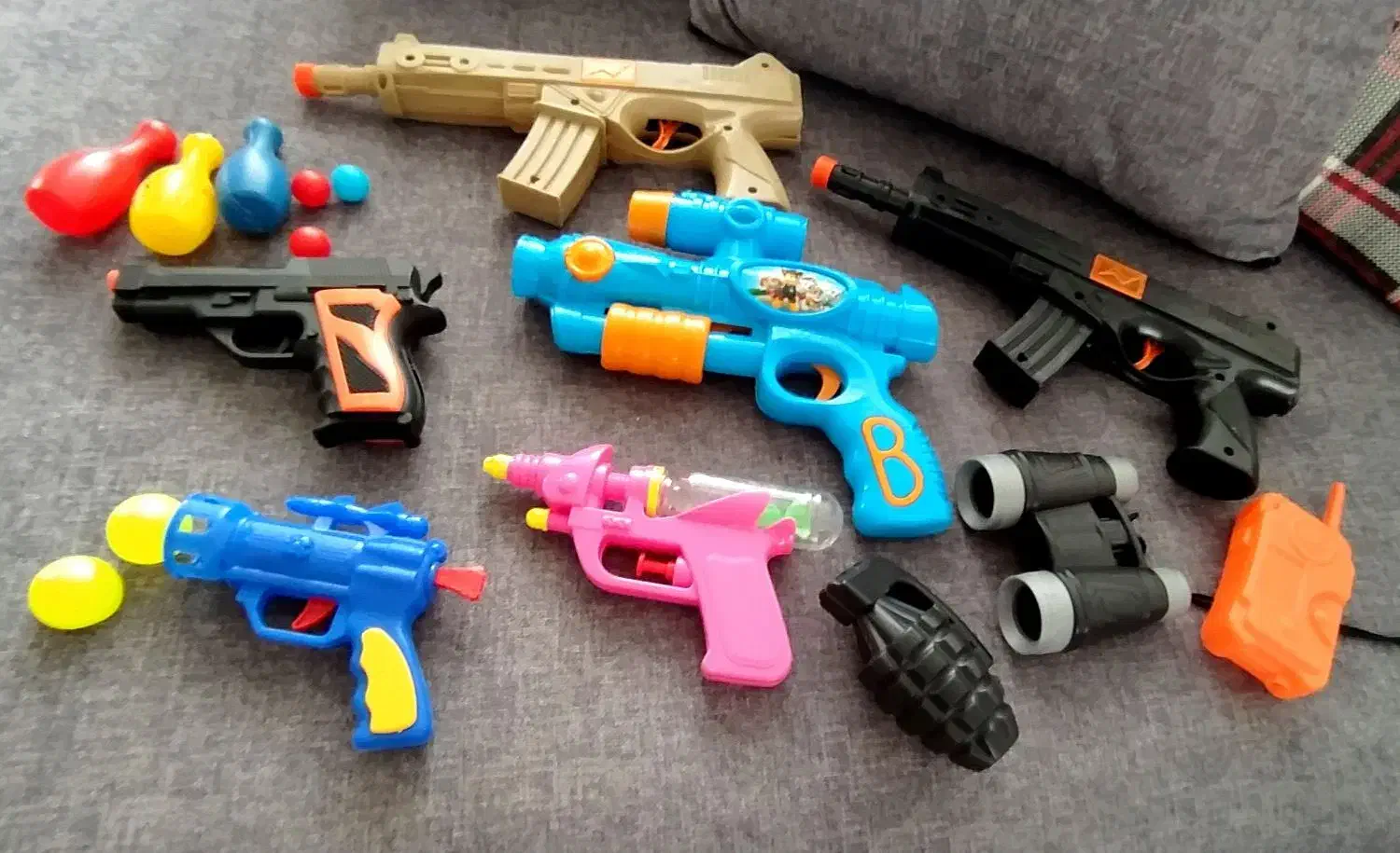 اسباب بازی و لباس کودک|اسباب‌بازی بچه|تهران, ارامنه|دیوار