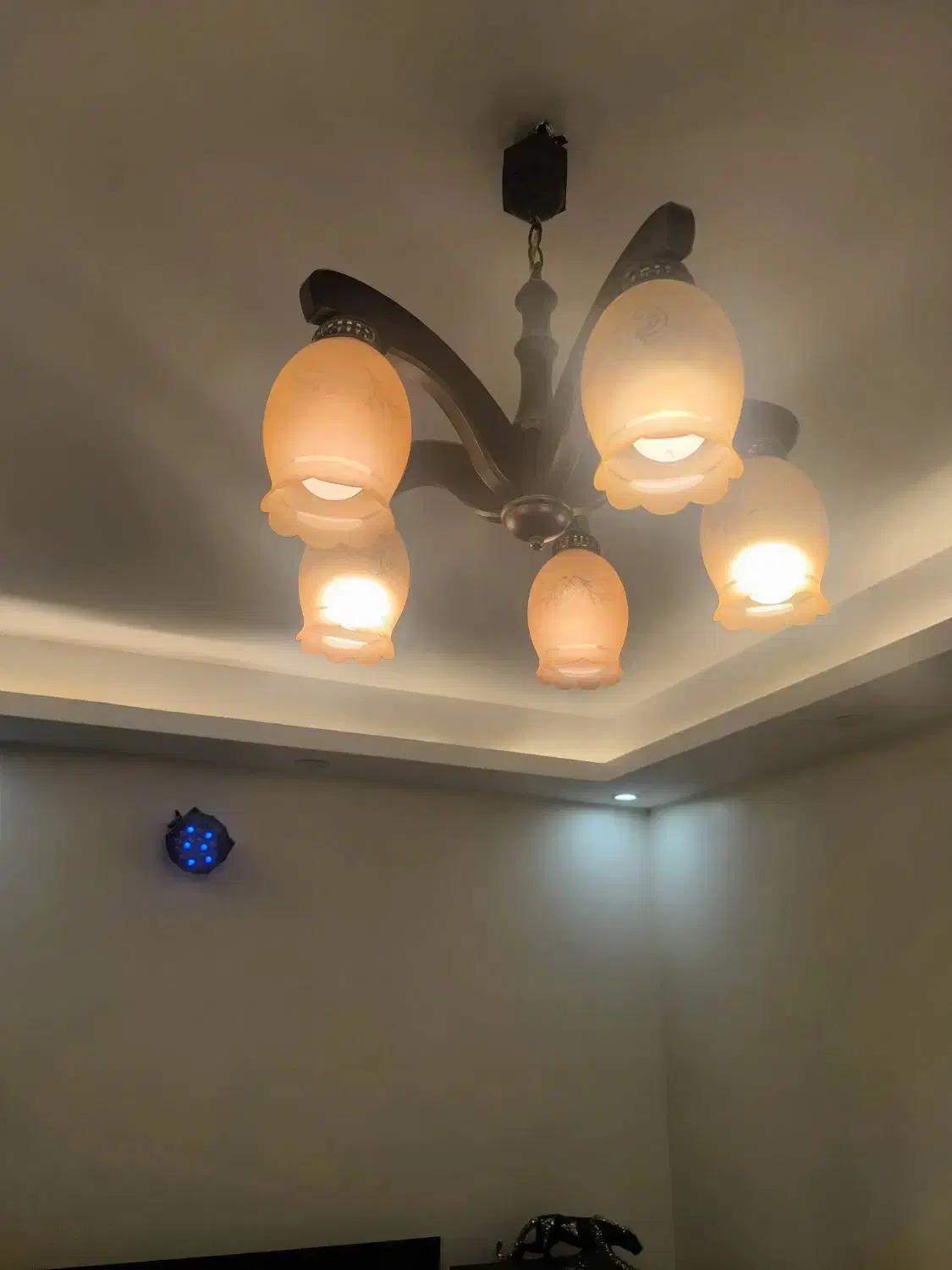 لوستر 5 شاخه|لوستر و چراغ آویز|تهران, تسلیحات|دیوار