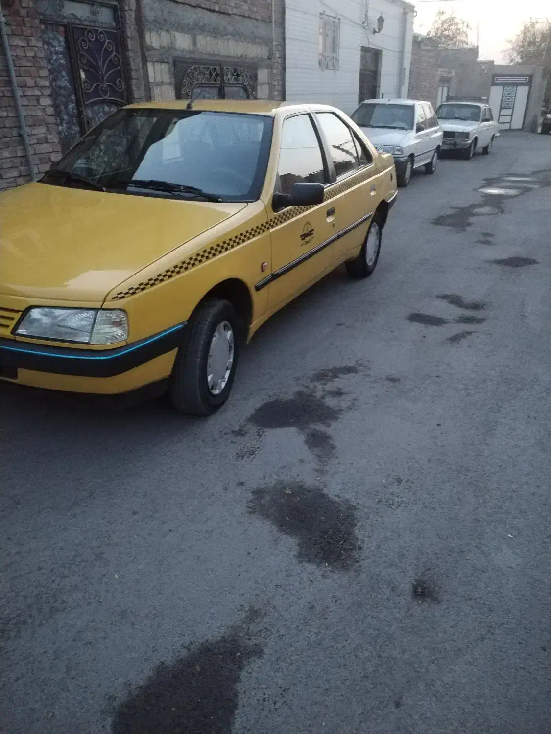 تاکسی دورن شهری|خودرو سواری و وانت|آذرشهر, |دیوار