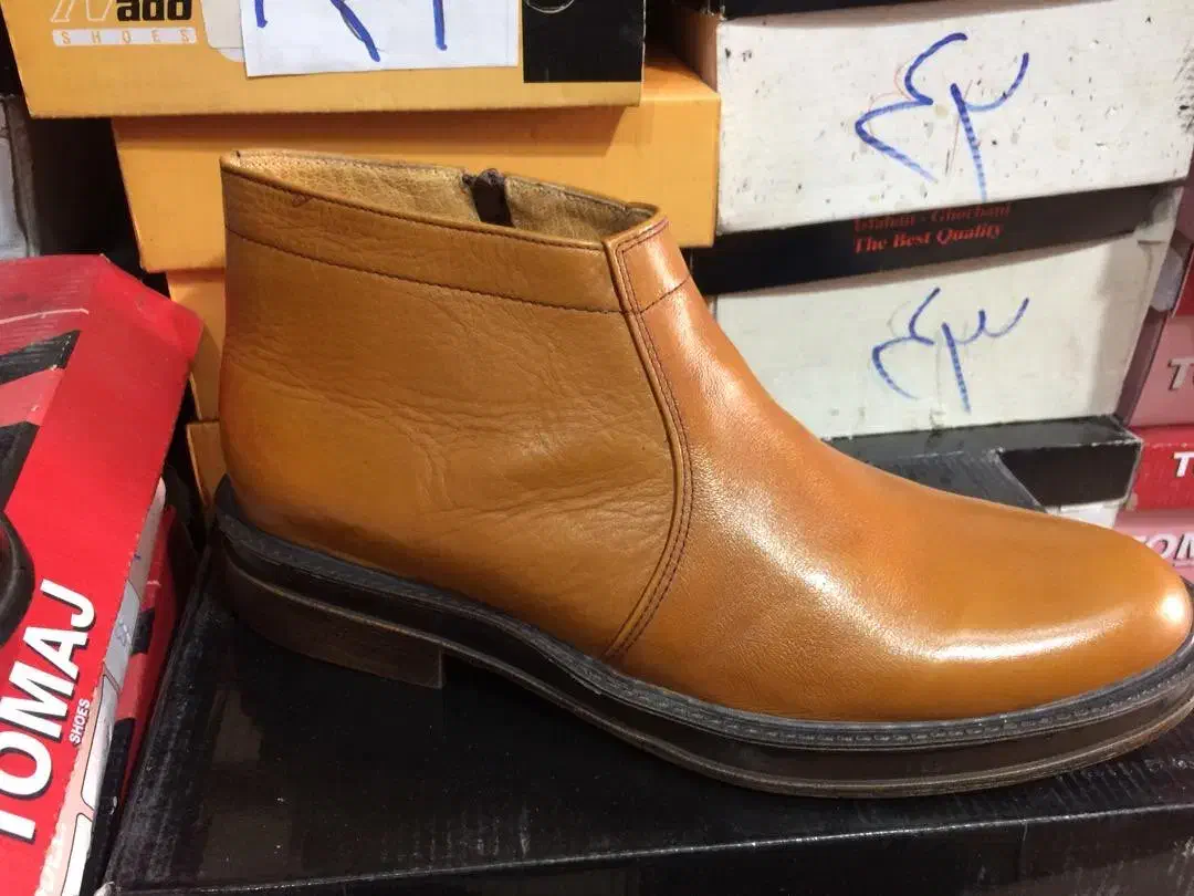 کفشهای چرم طبیعی ب قیمت تولیدی باشش ماه ضمانت|کیف، کفش، کمربند|میمه, |دیوار