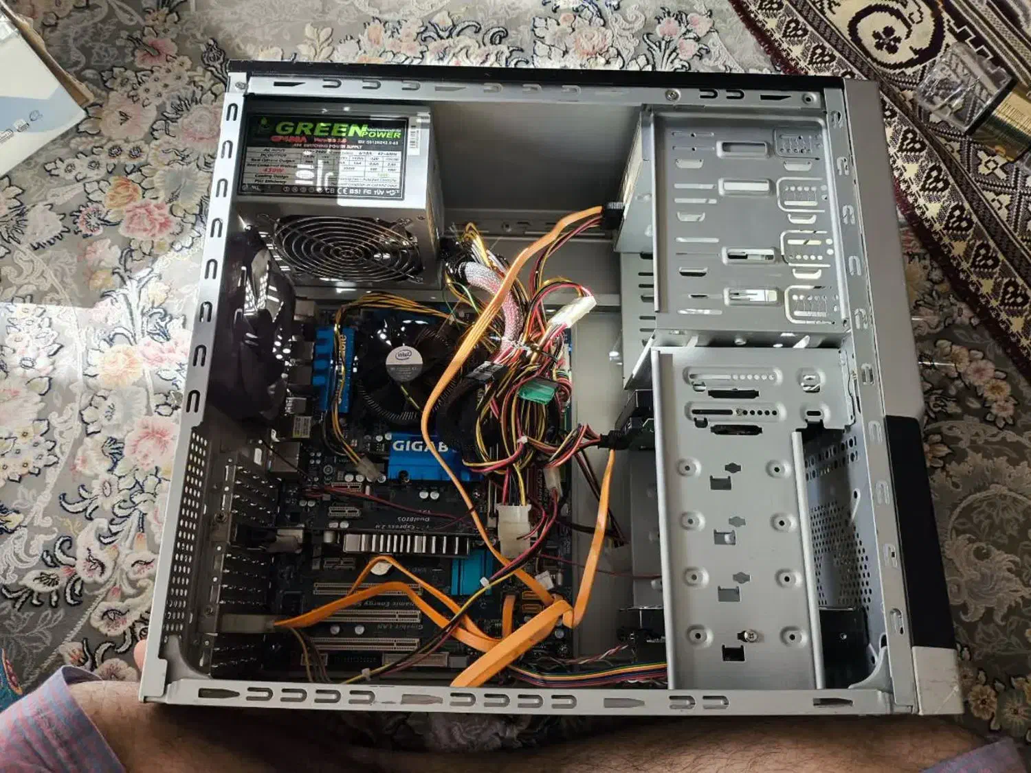 کامپیوتر|رایانه رومیزی|اصفهان, وحید|دیوار