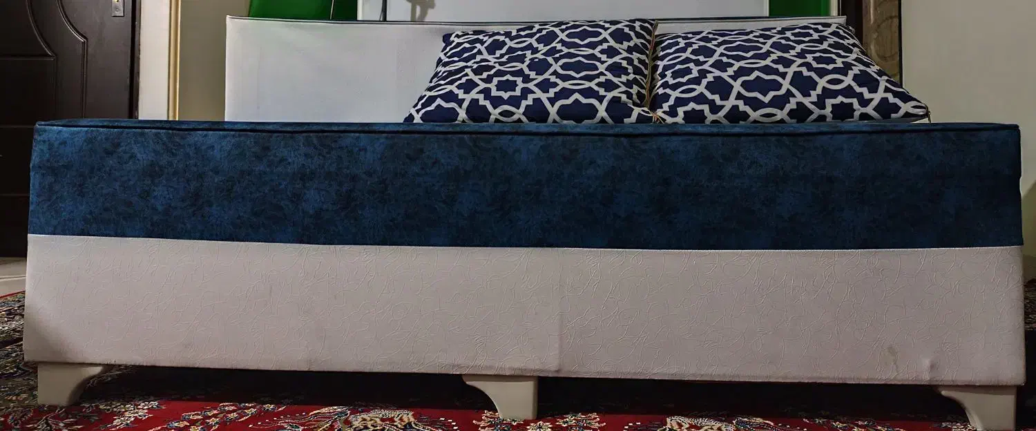 مبل راحتی 7 نفره و تخت دو نفره کاملا نو و سالم|مبلمان خانگی و میز عسلی|تهران, دهم فروردین|دیوار