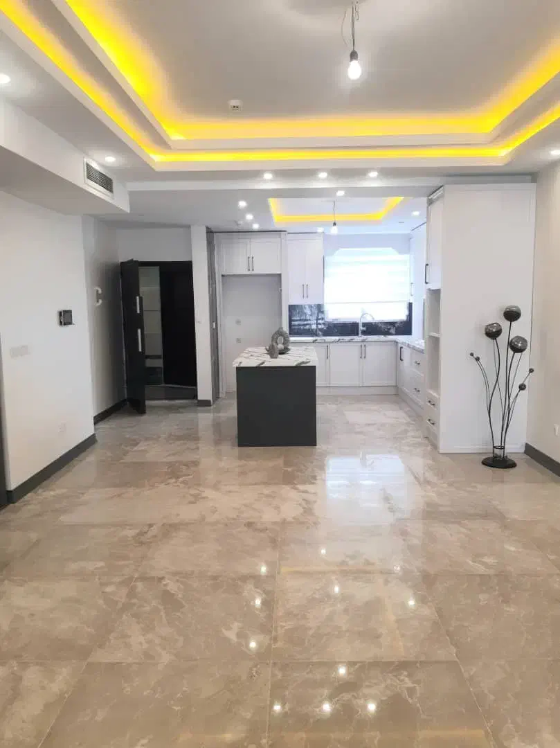 آپارتمان 163 متری 3 خواب / 2 پارکینگ /کلید نخورده