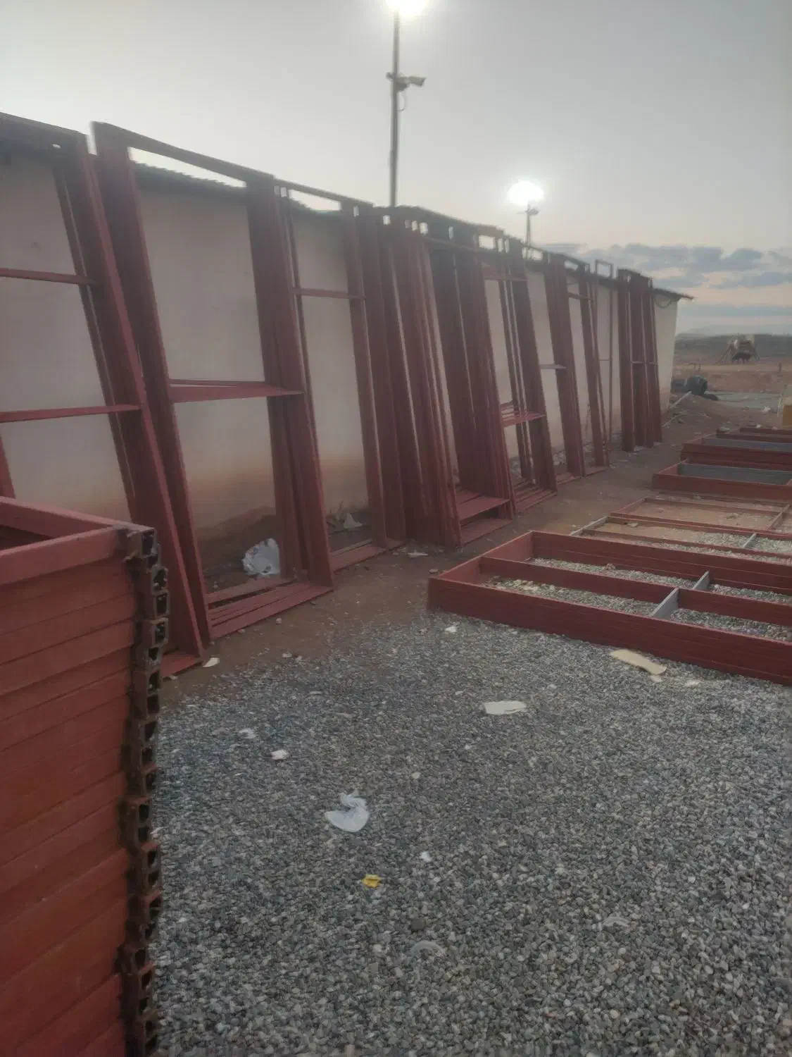 درب و پنجره ساز اهنی|استخدام صنعتی، فنی، مهندسی|معصومیه, |دیوار