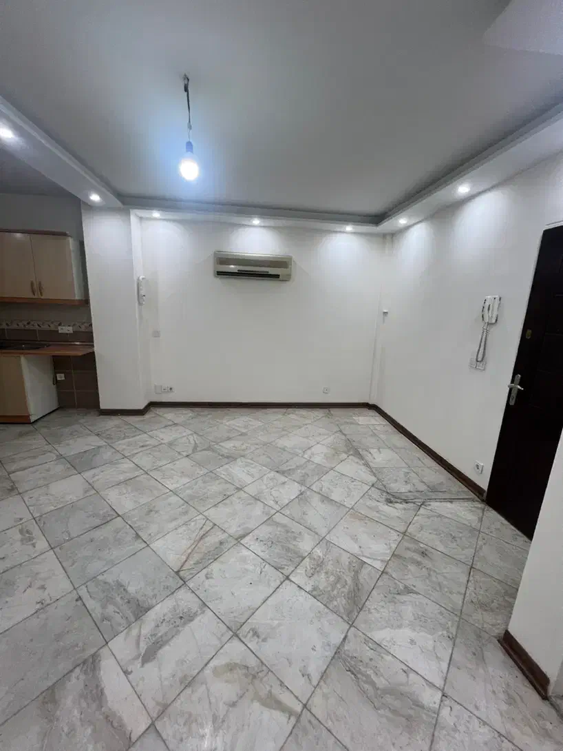 ۴۰متر یکخواب ۱۲ساله فول تکواحد