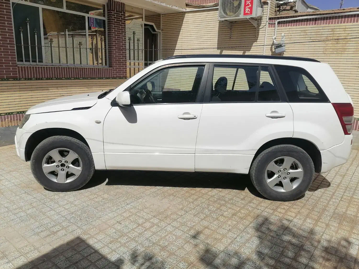 سوزوکی گرند ویتارا 2400 مدل 91 اتومات|خودرو سواری و وانت|مشهد, سجاد شهر|دیوار