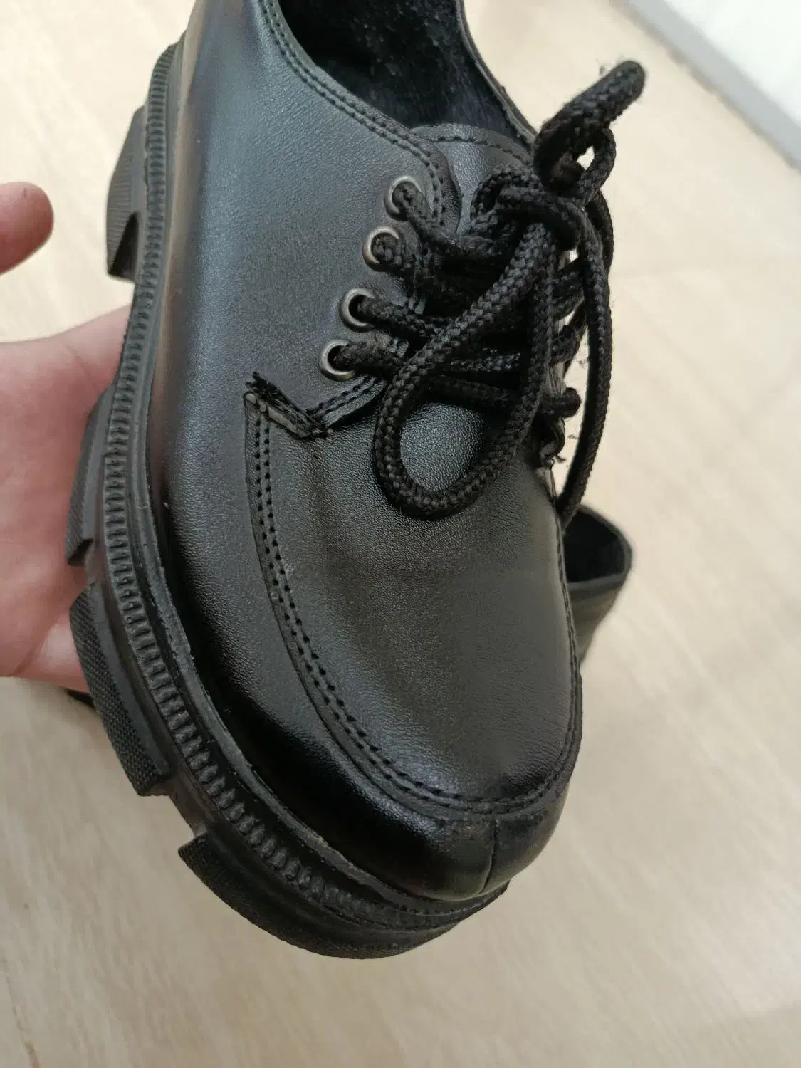 لوفر در حد آک|کیف، کفش، کمربند|خرم‌آباد, |دیوار